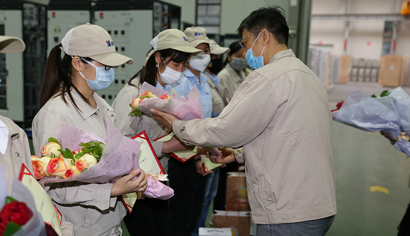 >男神登場，愿望實(shí)現(xiàn)！